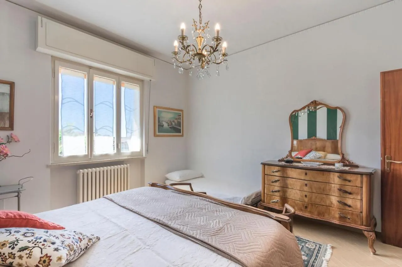 La Maison De Mely With Garden Sandra Appartamento